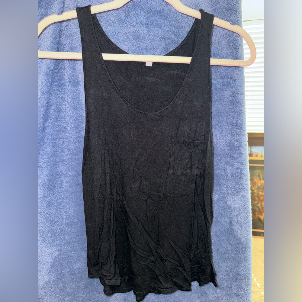 Set of 2 Gap tank tops